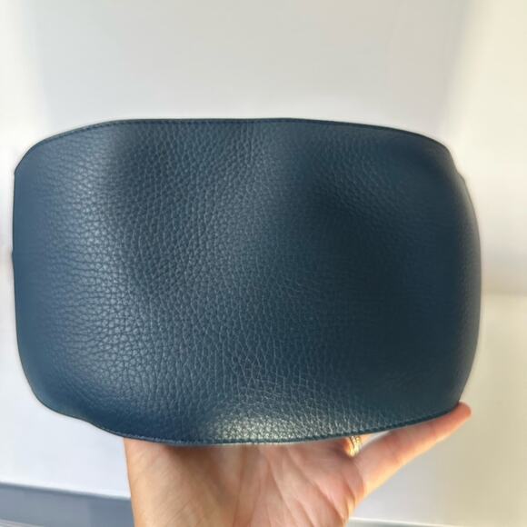 The Row XL Drawstring Bucket Bag in Marine Blue Pebbled Leather - Picture 6 of 16